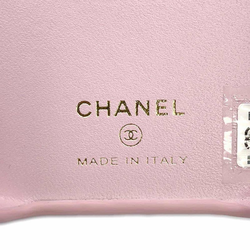 シャネル iPhoneケース マトラッセ ココマーク カードケース付き キャビアスキン AP2689 iphone13pro対応