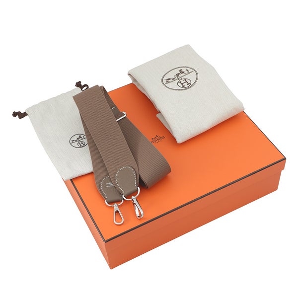 エルメス ショルダーバッグ エブリン3 PM エトゥープ/シルバー金具 トリヨンクレマンス W刻印 HERMES Evelyne