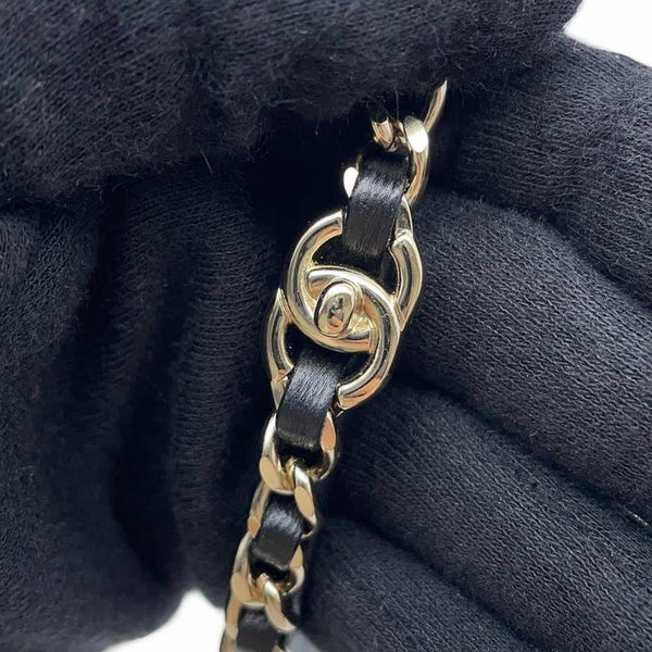 シャネル カチューシャ ココマーク チェーン ターンロック レザー B22V AB6143 CHANEL ヘアアクセサリー 黒