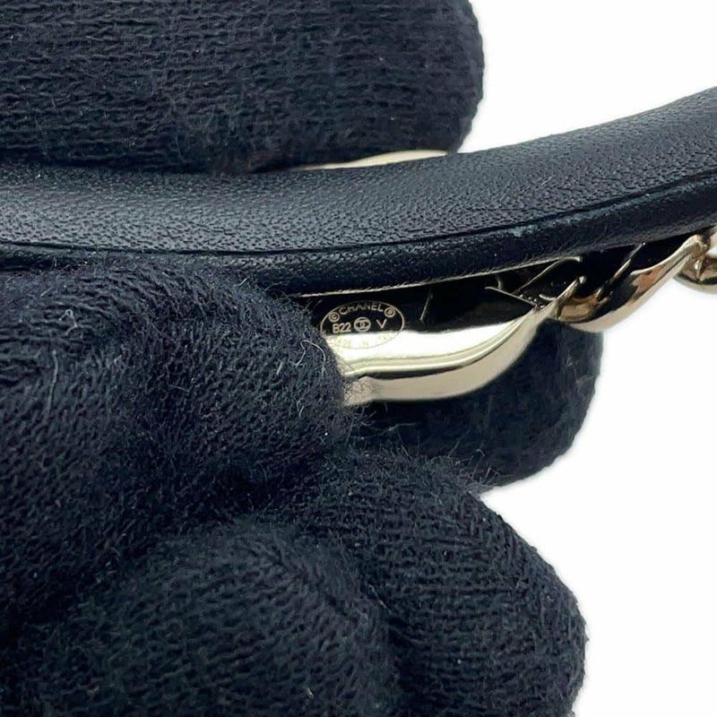 シャネル カチューシャ ココマーク チェーン ターンロック レザー B22V AB6143 CHANEL ヘアアクセサリー 黒