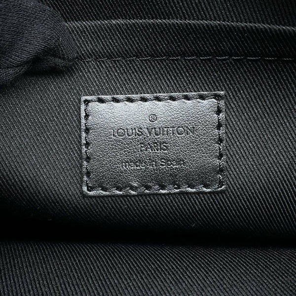 ルイヴィトン ショルダーバッグ モノグラム・エクリプス アルファ・メッセンジャー M46955 ヴィトン ブラック 黒