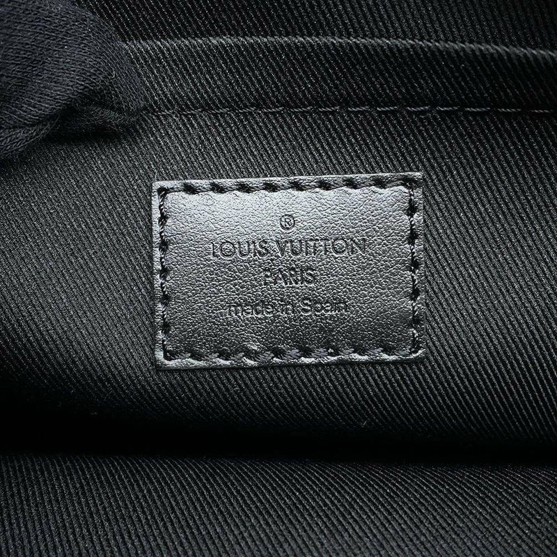 ルイヴィトン ショルダーバッグ モノグラム・エクリプス アルファ・メッセンジャー M46955 ヴィトン ブラック 黒