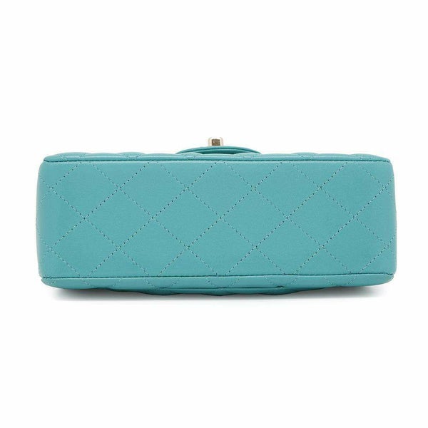 シャネル チェーンショルダーバッグ ココマーク マトラッセ 20 ラムスキン A69900 CHANEL ミニ フラップ