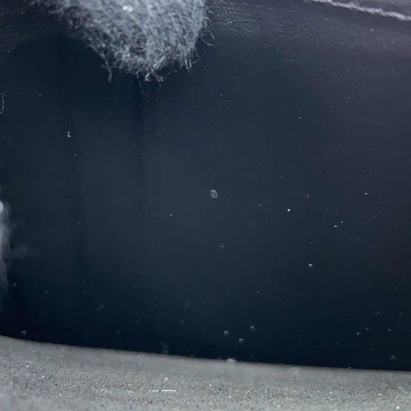 ルイヴィトン iPhoneケース モノグラム IPHONE 16 PRO・フォリオ M12539 LOUIS VUITTON ブラック 黒