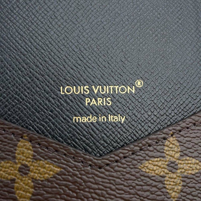 ルイヴィトン iPhoneケース モノグラム IPHONE 16 PRO・フォリオ M12539 LOUIS VUITTON ブラック 黒