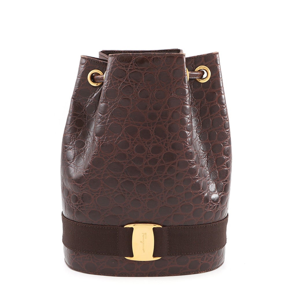 サルヴァトーレ・フェラガモ リュック ヴァラ レザー Ferragamo | 中古