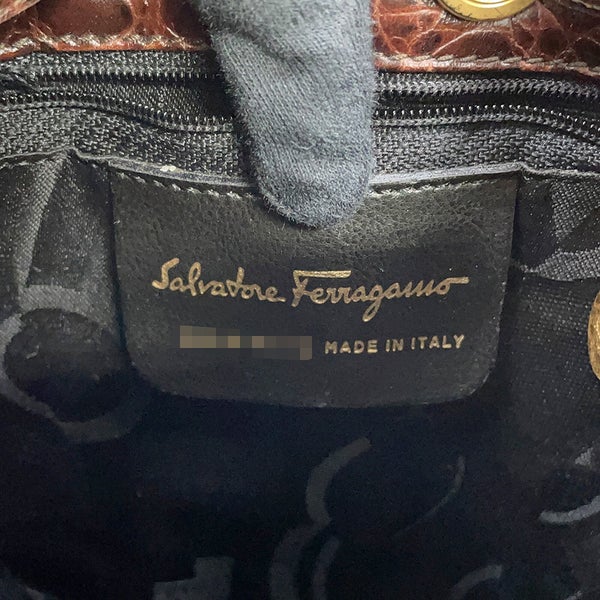 サルヴァトーレ・フェラガモ リュック ヴァラ レザー Ferragamo