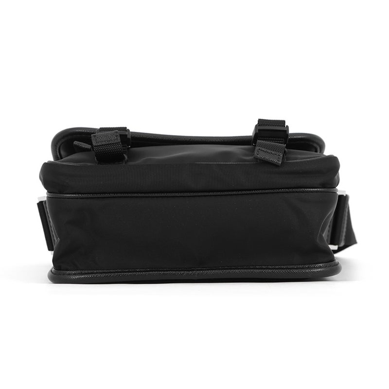 プラダ ショルダーバッグ Re-Nylon トライアングルロゴ ナイロン サフィアーノレザー 2VD034 PRADA 黒