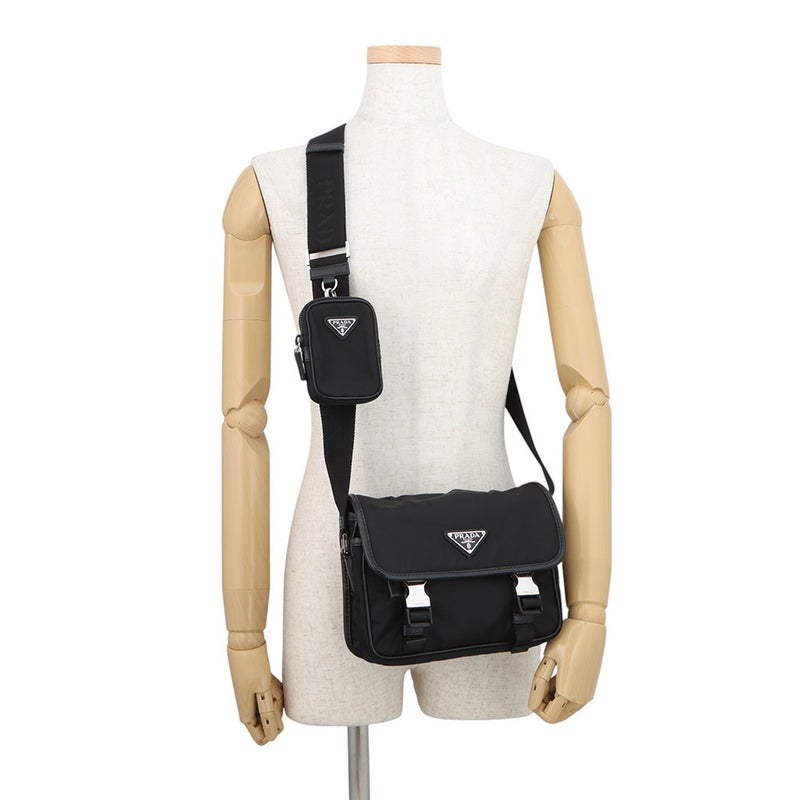 プラダ ショルダーバッグ Re-Nylon トライアングルロゴ ナイロン サフィアーノレザー 2VD034 PRADA 黒
