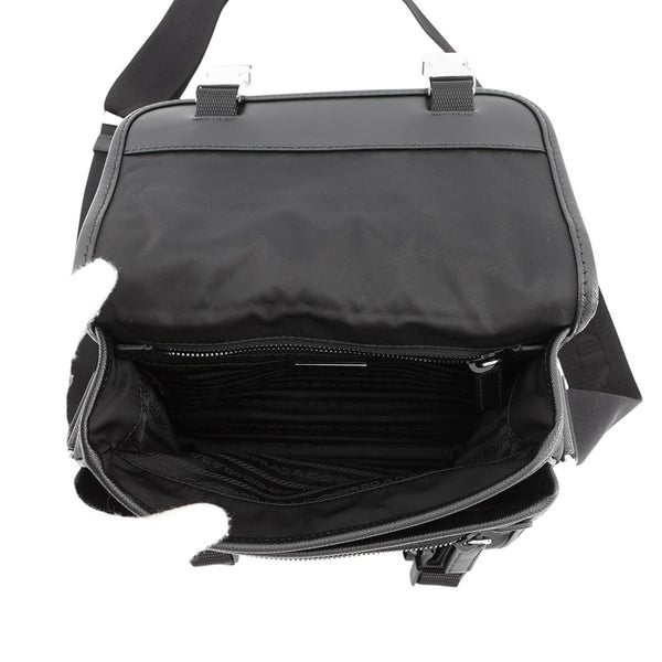 プラダ ショルダーバッグ Re-Nylon トライアングルロゴ ナイロン サフィアーノレザー 2VD034 PRADA 黒