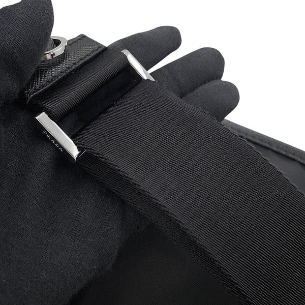 プラダ ショルダーバッグ Re-Nylon トライアングルロゴ ナイロン サフィアーノレザー 2VD034 PRADA 黒