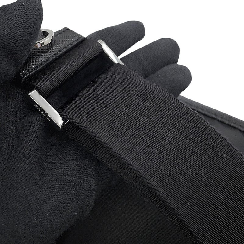 プラダ ショルダーバッグ Re-Nylon トライアングルロゴ ナイロン サフィアーノレザー 2VD034 PRADA 黒