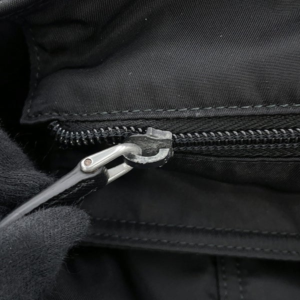 プラダ トートバッグ トライアングルロゴ ショッピングバッグ ナイロン 1BG052 PRADA 黒