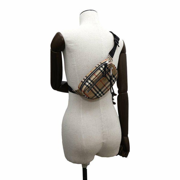 バーバリー ボディバッグ ナイロン BURBERRY バッグ ウエストポーチ 黒