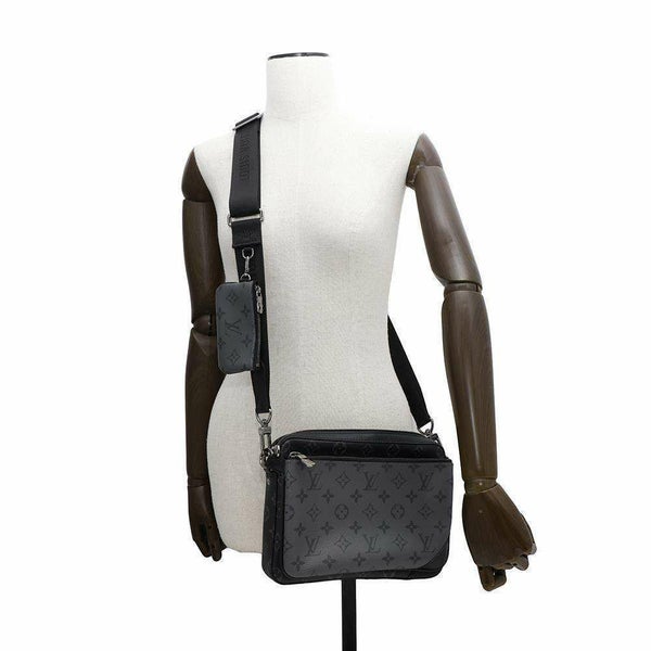 ルイヴィトン ショルダーバッグ モノグラム・エクリプス リバース トリオ・メッセンジャー M69443 LOUIS VUITTON 黒 ブラック