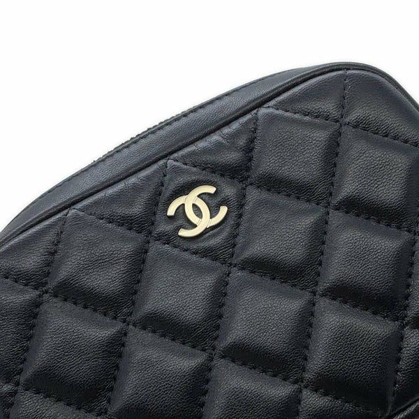 シャネル ポーチ ココマーク マトラッセ コスメポーチ ラムスキン A80909 CHANEL 小物入れ 化粧ポーチ 黒