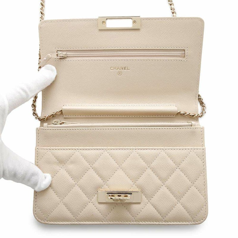 シャネル チェーンウォレット マトラッセ ココロック キャビアスキン A80766 CHANEL 財布