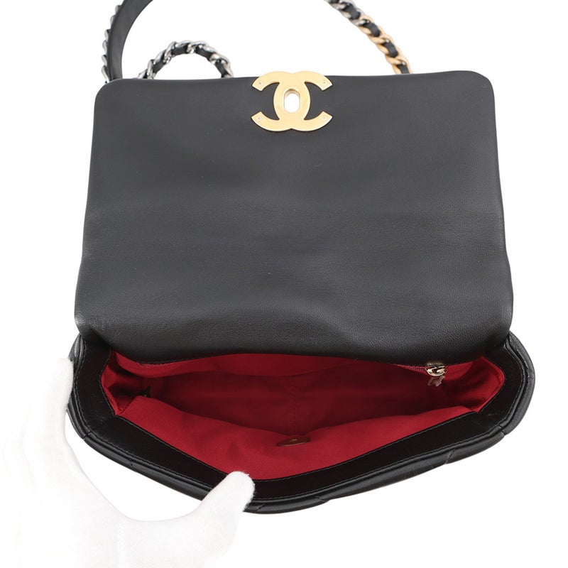 シャネル チェーンショルダーバッグ CHANEL19 ココマーク シャイニーラムスキン AS1160 CHANEL 黒