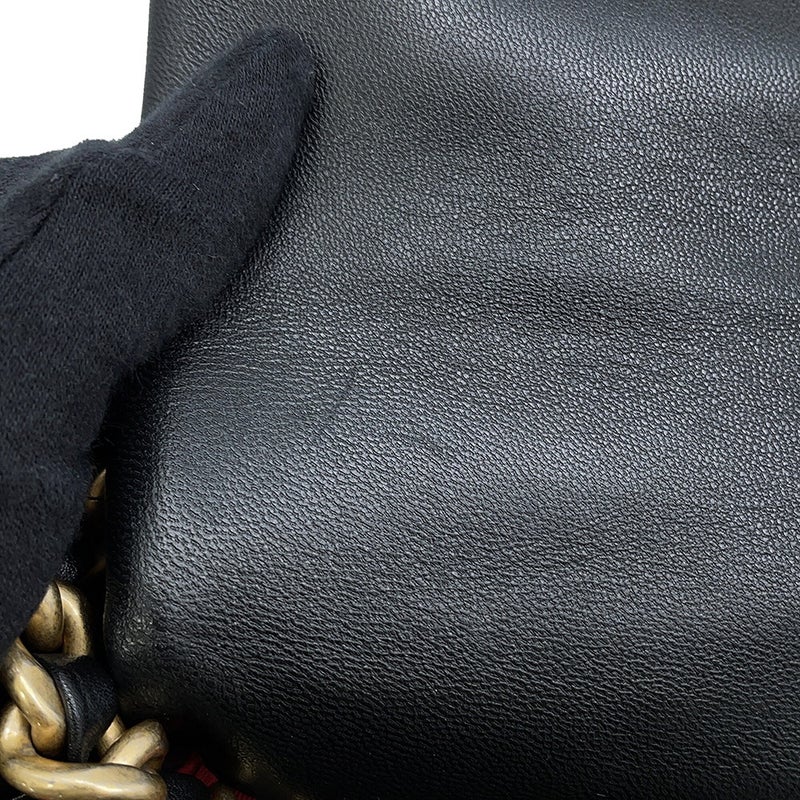 シャネル チェーンショルダーバッグ CHANEL19 ココマーク シャイニーラムスキン AS1160 CHANEL 黒