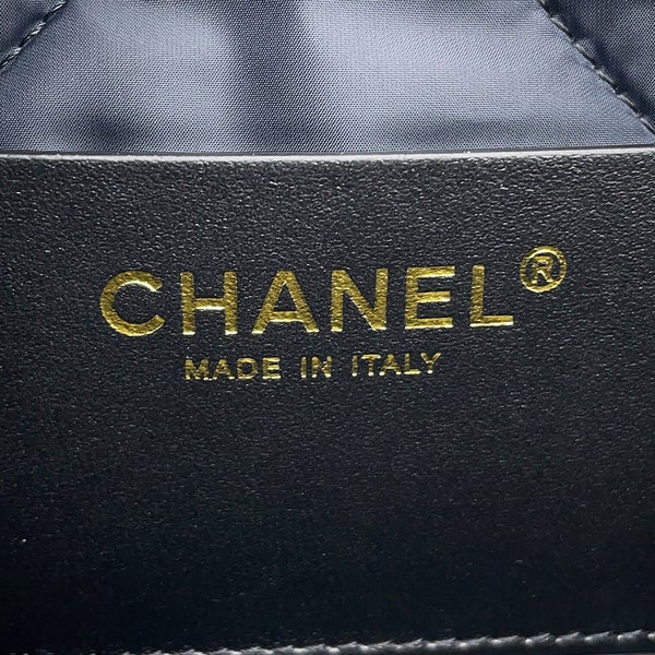シャネル ショルダーバッグ ココビーチ ココマーク ラージホーボー ナイロン AS4698 CHANEL 2wayハンドバッグ 白 黒