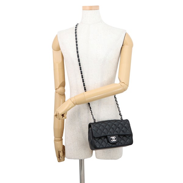 シャネル チェーンショルダーバッグ ミニ マトラッセ 20 ココマーク ラムスキン A69900 CHANEL 黒