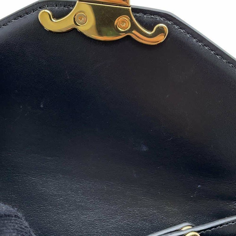 セリーヌ チェーンウォレット トリオンフ シャイニーカーフレザー 10L033DPV CELINE 黒