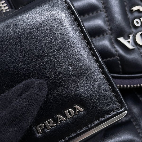 プラダ リュック ダイアグラム ロゴ バックパック 1BZ030 PRADA バッグ リュックサック 黒