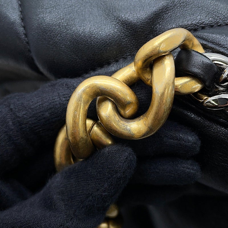 シャネル チェーンショルダーバッグ CHANEL19 ディズヌフ ココマーク マキシ シャイニーラムスキン AS1162 CHANEL 2way 黒