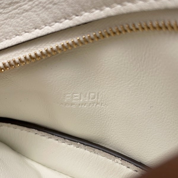 フェンディ チェーンショルダーポーチ フリップ  ナノ  レザー FENDI ポシェット ポーチ