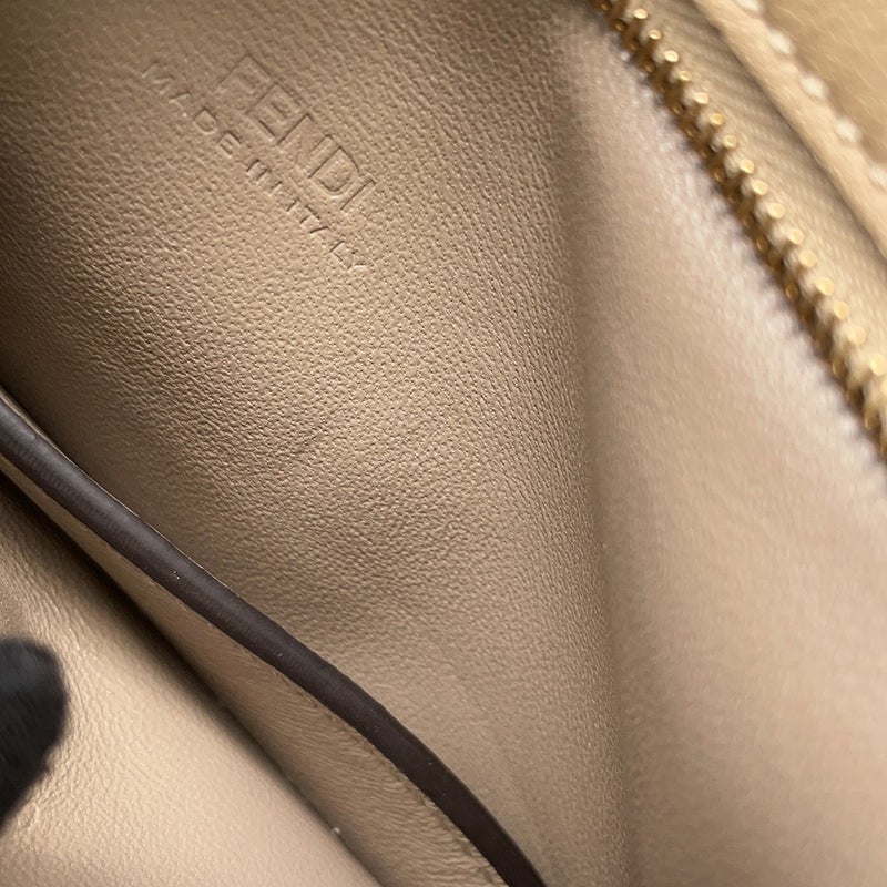 フェンディ チェーンショルダーポーチ フリップ  ナノ  レザー FENDI ポシェット ポーチ
