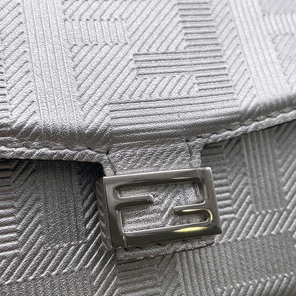フェンディ バッグチャーム ナノ バゲット レザー 7AS206 FENDI