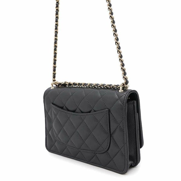 シャネル チェーンウォレット マトラッセ ココマーク パーリーラムスキン AP4537 CHANEL 黒