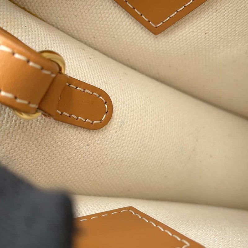 セリーヌ ハンドバッグ ミニ バーティカル カバ ロゴ 193302 CELINE 2way