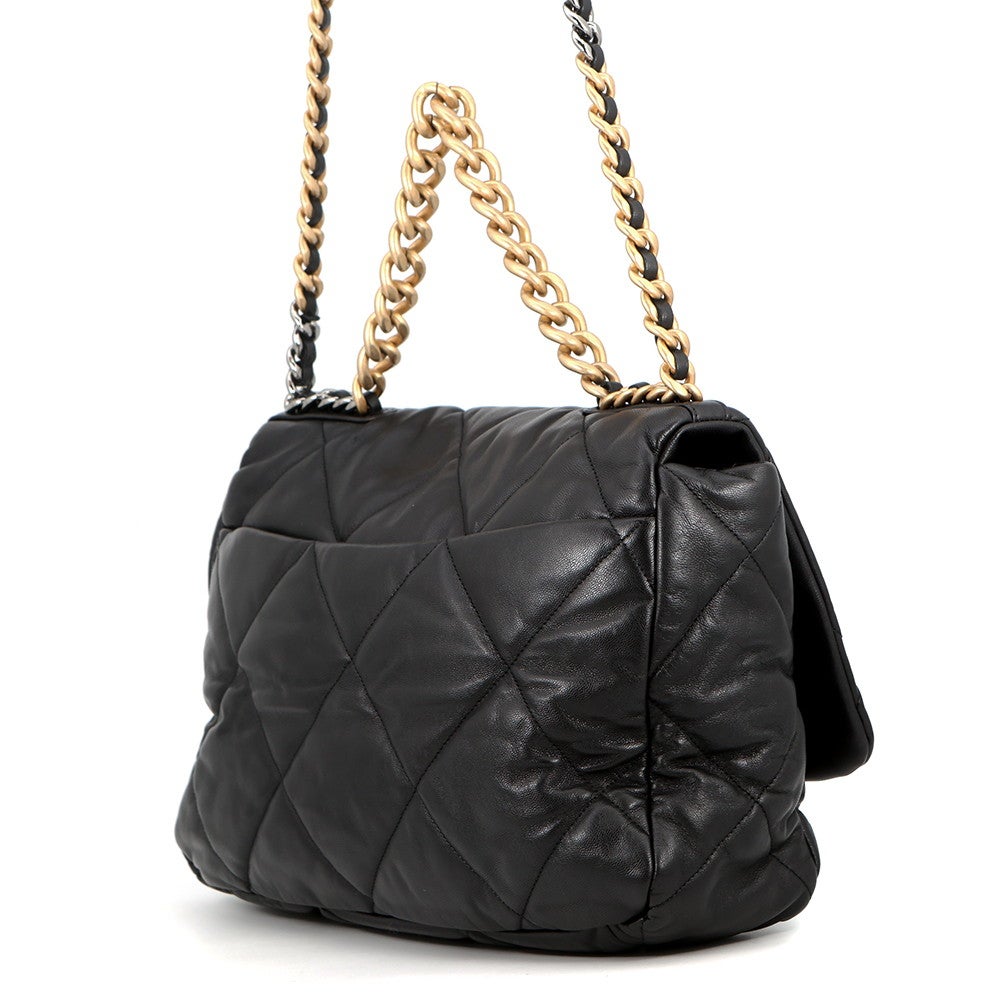 シャネル チェーンショルダーバッグ CHANEL19 マキシ マトラッセ ココ