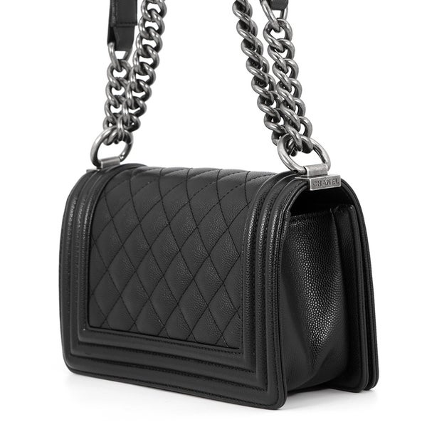 シャネル チェーンショルダーバッグ ボーイシャネル スモール マトラッセ ココマーク キャビアスキン A67085 CHANEL 黒