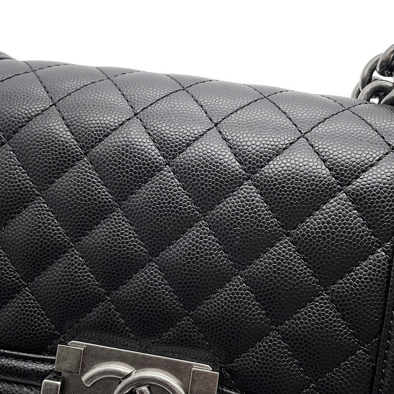 シャネル チェーンショルダーバッグ ボーイシャネル スモール マトラッセ ココマーク キャビアスキン A67085 CHANEL 黒