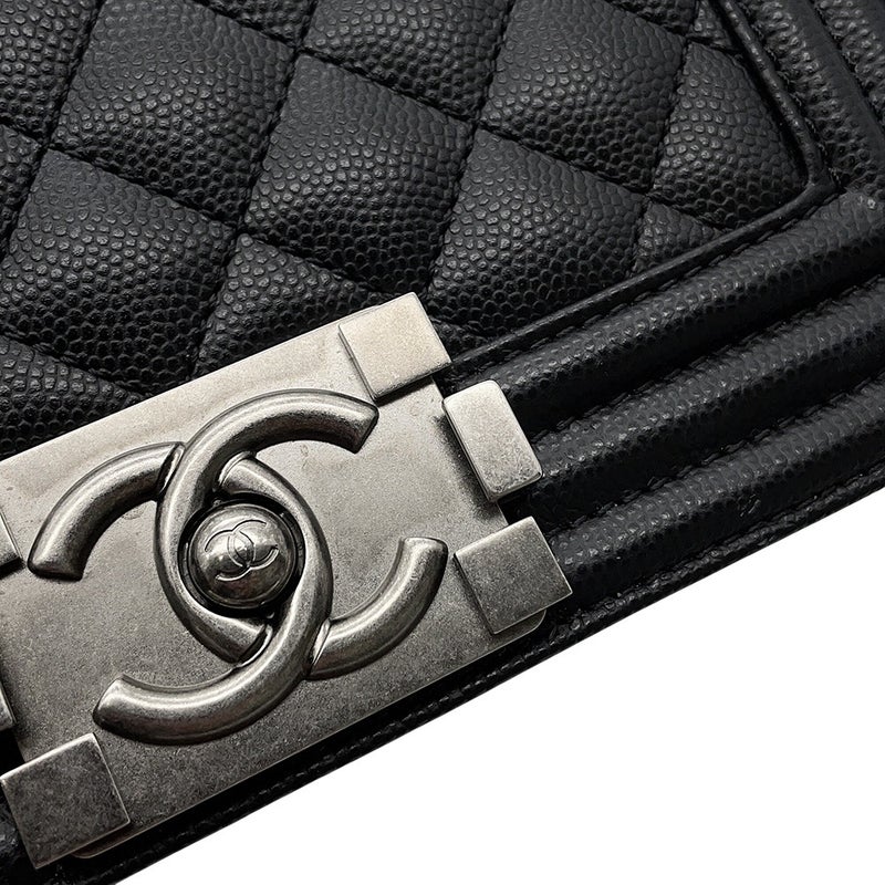シャネル チェーンショルダーバッグ ボーイシャネル スモール マトラッセ ココマーク キャビアスキン A67085 CHANEL 黒