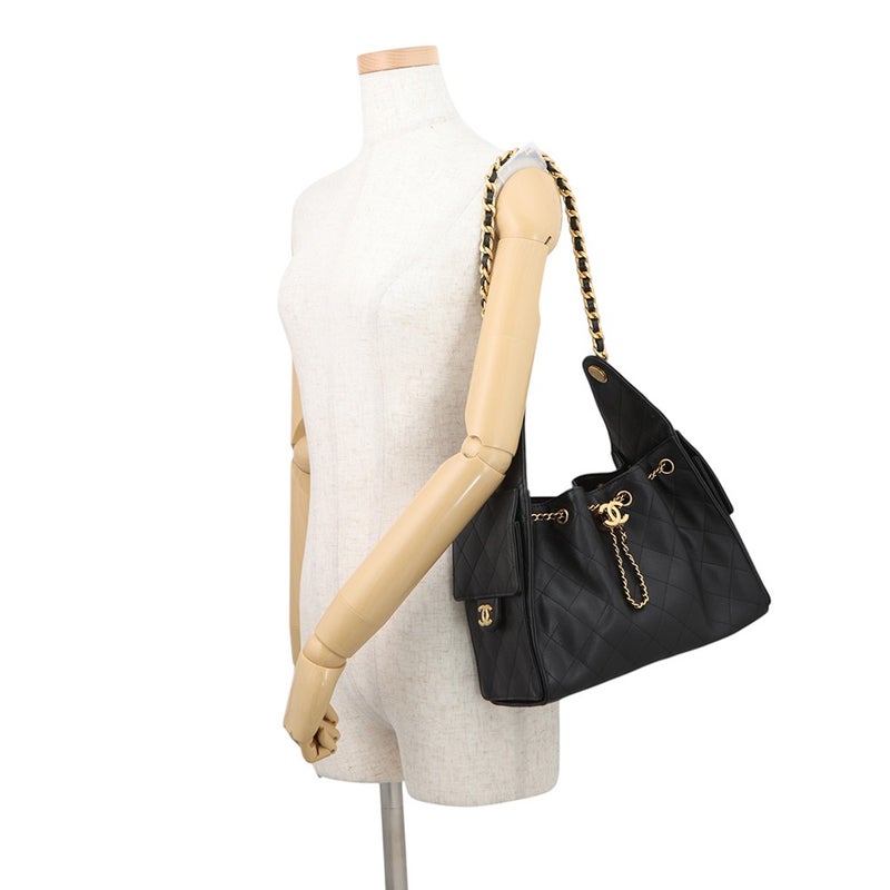 シャネル チェーンショルダーバッグ ココマーク CHANEL25 スモール キャビアスキン AS5293 CHANEL バッグ 黒