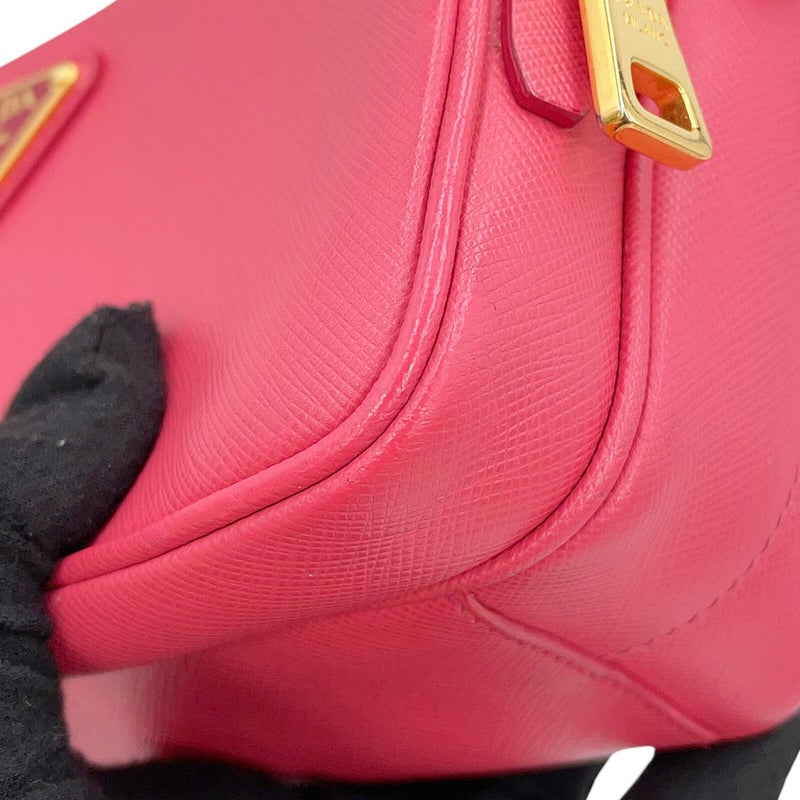 プラダ ショルダーバッグ トライアングルロゴ カメラバッグ レザー BT1010 PRADA