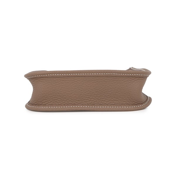 エルメス ショルダーバッグ エブリンTPM 111cm エトゥープ/ゴールド金具 トリヨンクレマンス G刻印 HERMES Evelyne