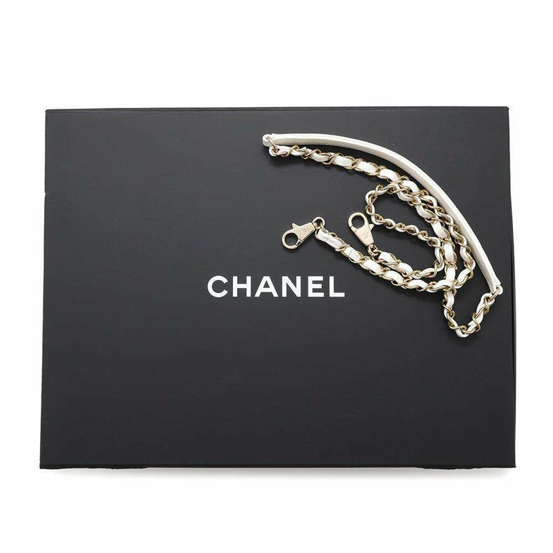 シャネル ハンドバッグ マトラッセ ココマーク トップハンドル フラップ キャビアスキン A92991 2way 白