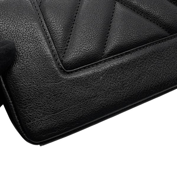 シャネル チェーンショルダーバッグ マドモアゼル Vステッチ ダブルフラップ レザー A93083 CHANEL 2way 黒