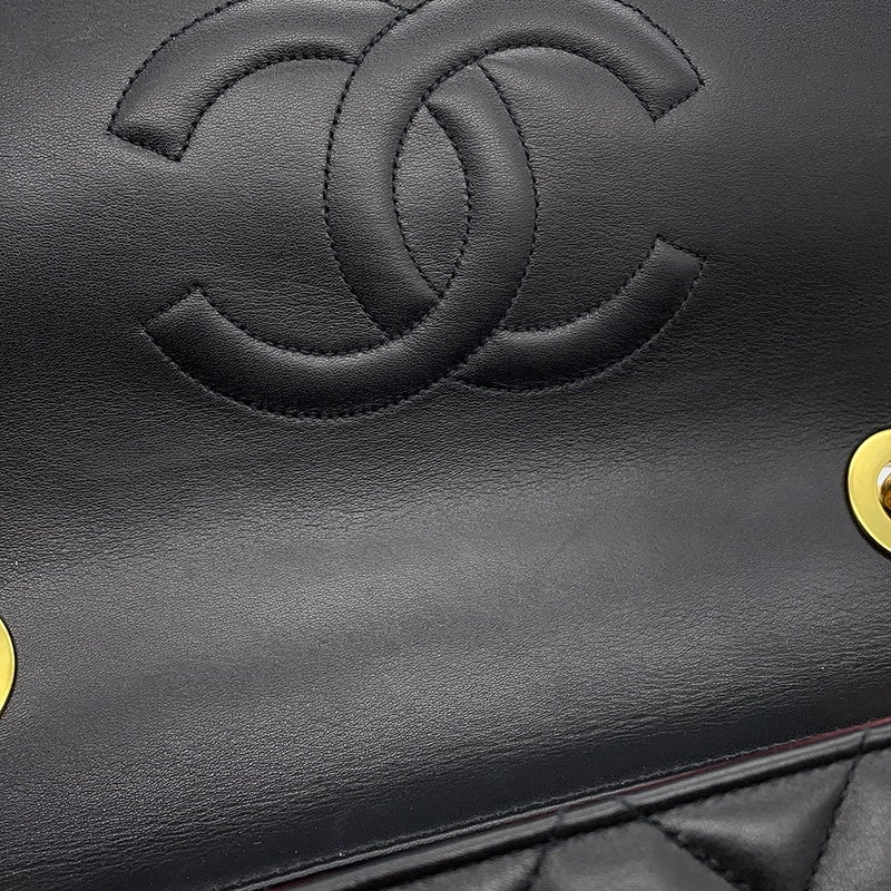 シャネル チェーンショルダーバッグ デカマトラッセ ココマーク シングルフラップ ラムスキン A01094 CHANEL 黒