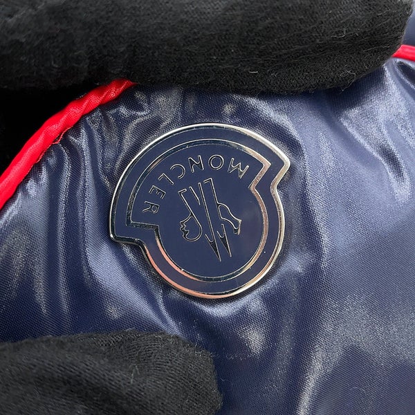 モンクレール クラッチバッグ ダウン ナイロン B209P008472068950 MONCLER