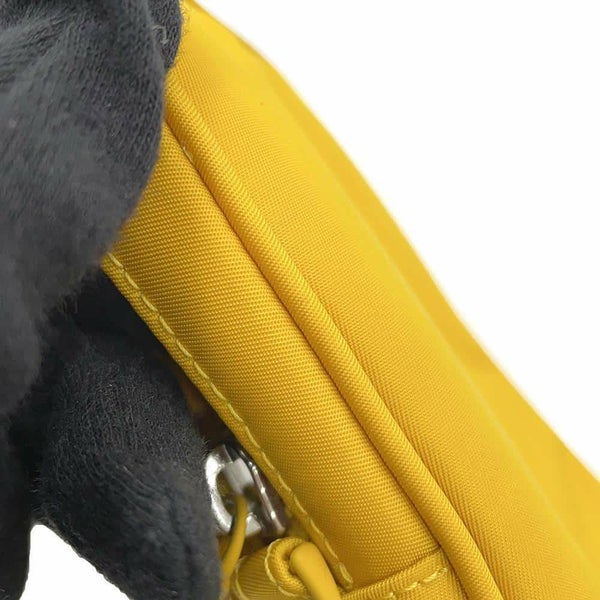 フェンディ フォンホルダー バゲット フォンポーチ ナイロン 7AS056 FENDI スマホケース