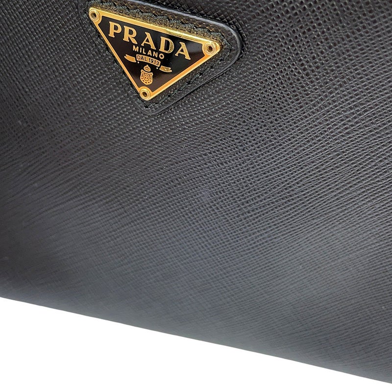 プラダ ショルダーバッグ Re-Edition 2005 サフィアーノレザー 1BH204 PRADA 2wayバッグ 黒
