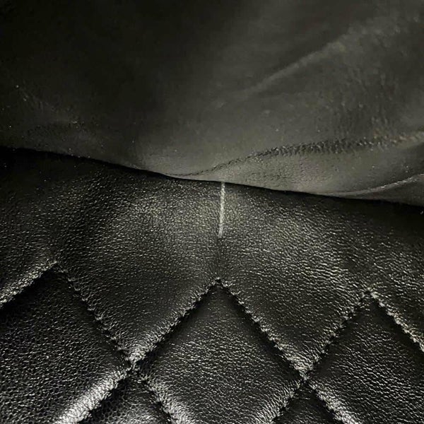 シャネル チェーンショルダーバッグ マトラッセ 2.55 ラムスキン A16522 CHANEL 黒