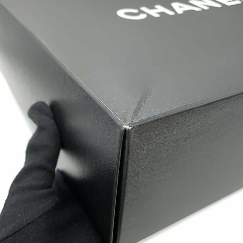 シャネル チェーンショルダーバッグ マトラッセ 2.55 ラムスキン A16522 CHANEL 黒