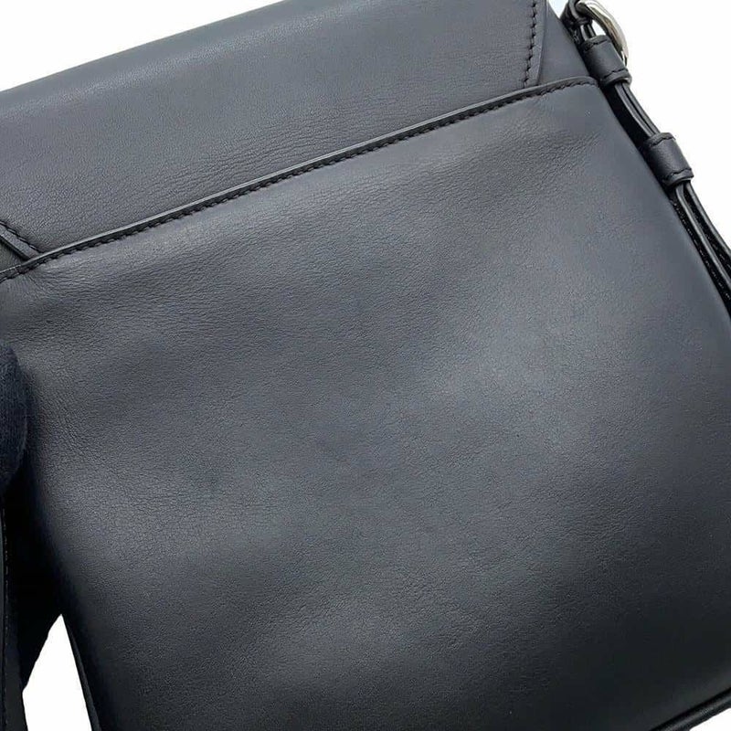 トッズ ショルダーバッグ Tタイムレス XBMTSIC0100RLXB999 TOD'S バッグ 黒