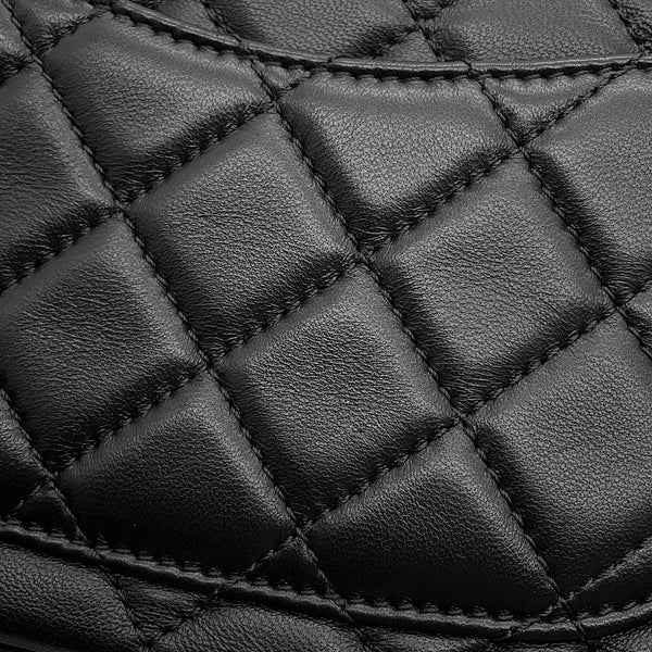 シャネル チェーンショルダーバッグ ココマーク ミニマトラッセ ラムスキン AS2380 CHANEL 黒